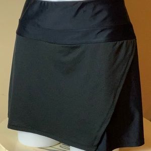 B Passionit Skort